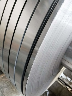 Coili di acciaio inossidabile di buona qualità ASTM AISI 304 201 grado laminato a caldo / laminato a freddo